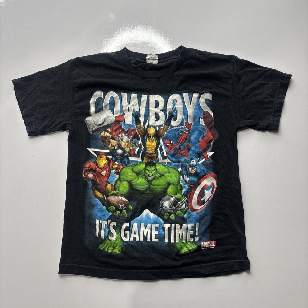 Dallas Cowboys Youth Size L (2011 Marvel Limited Edition Series) Hulk it's game